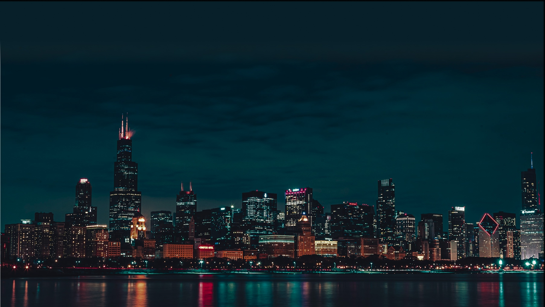 Chicago skyline at night